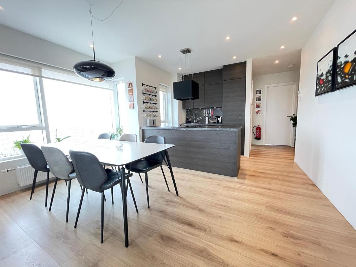 Apartment Efstaleiti 21